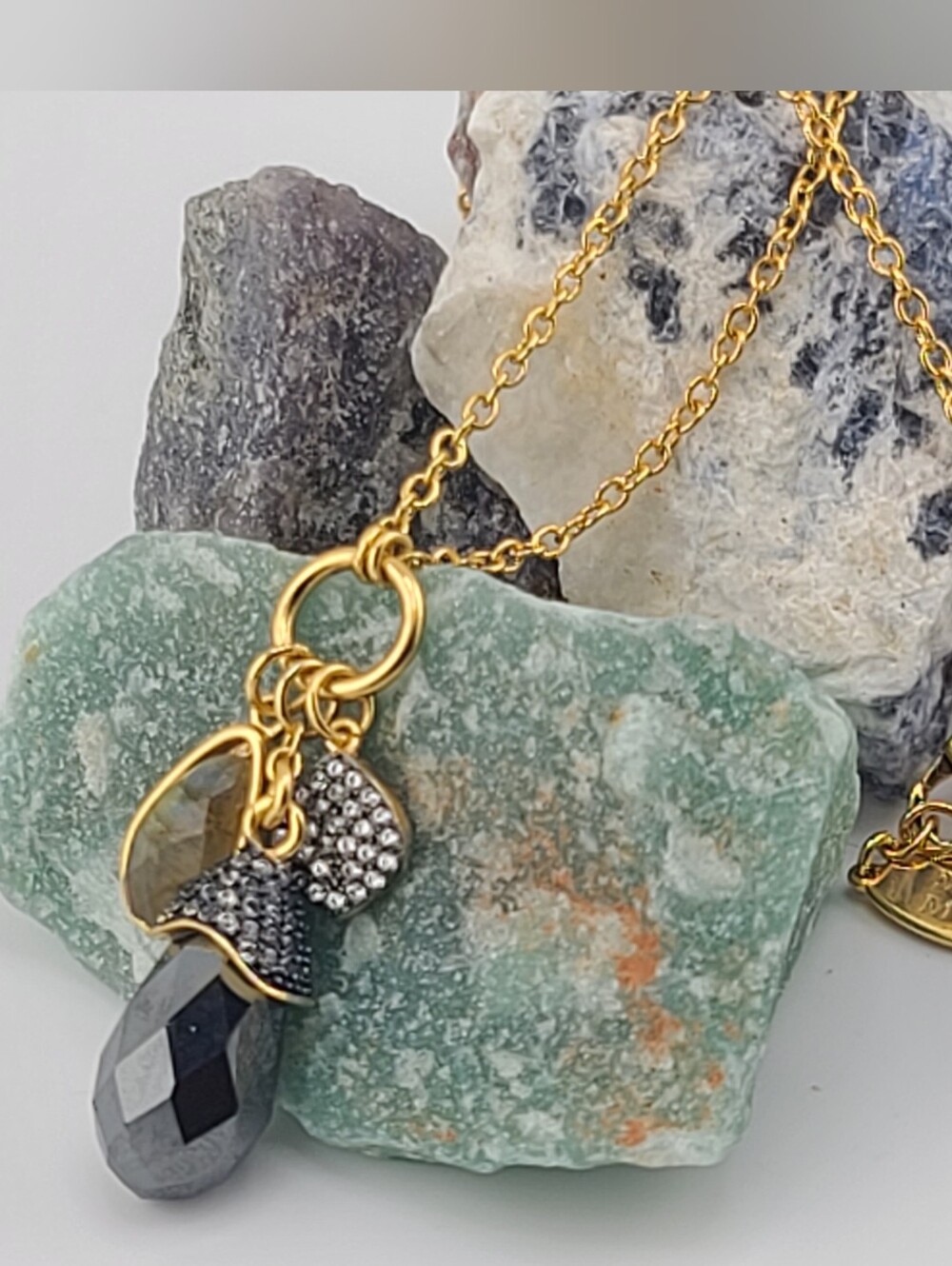 $148 NWOTS Marcia Moram Faceted Hematite & Semi Precious Labradorite Pendant!